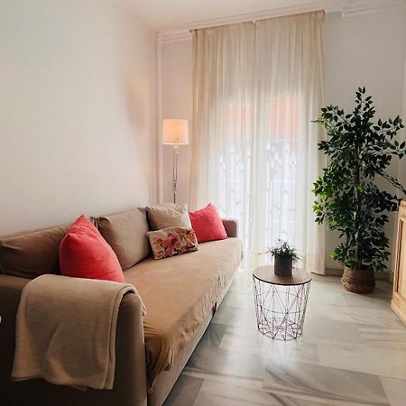 Homely Malaga Atarazanas Exterior photo