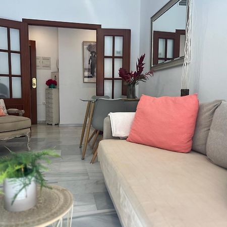 Homely Malaga Atarazanas Exterior photo