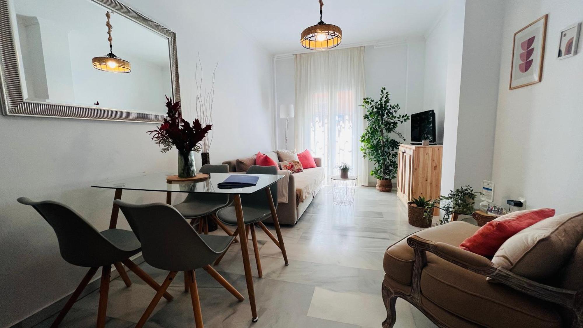 Homely Malaga Atarazanas Exterior photo