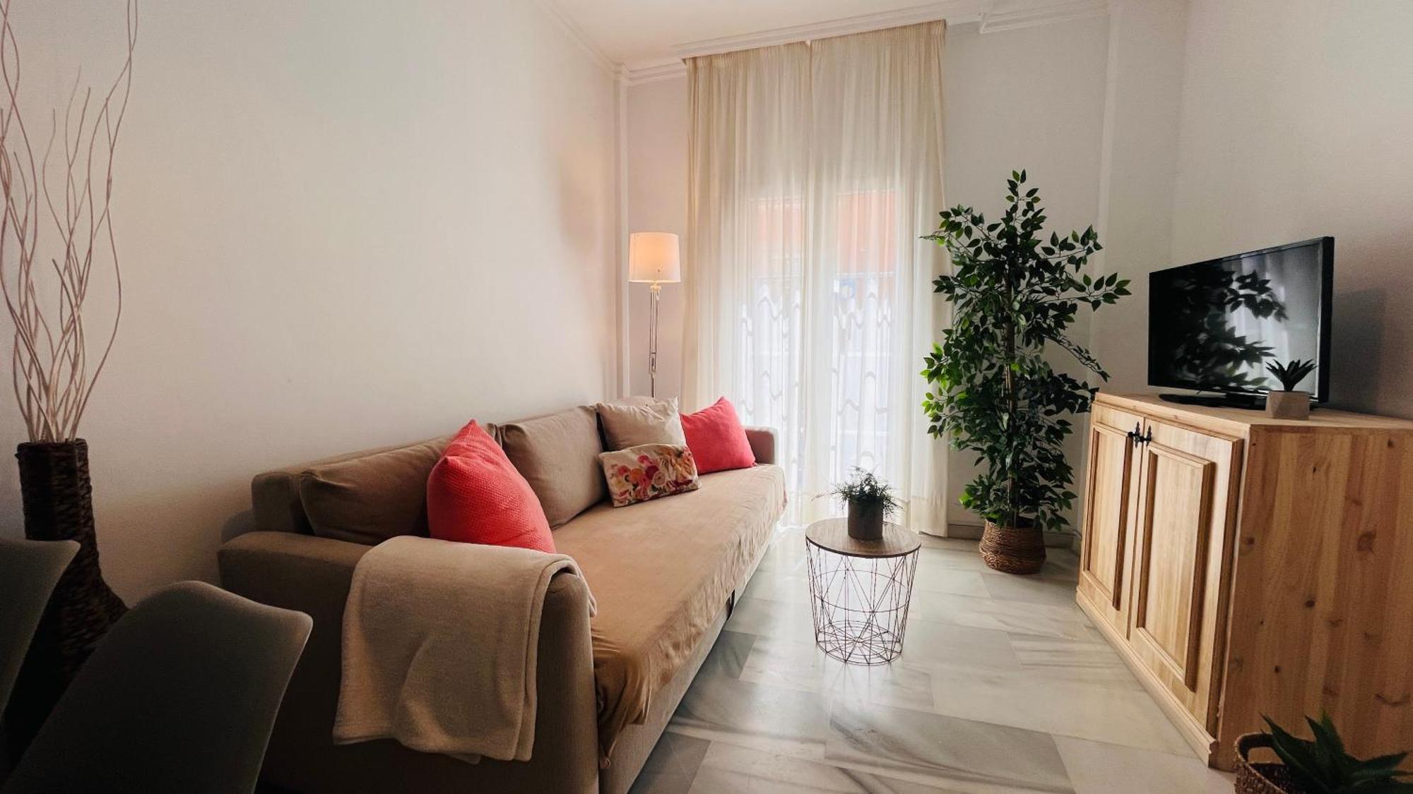 Homely Malaga Atarazanas Exterior photo